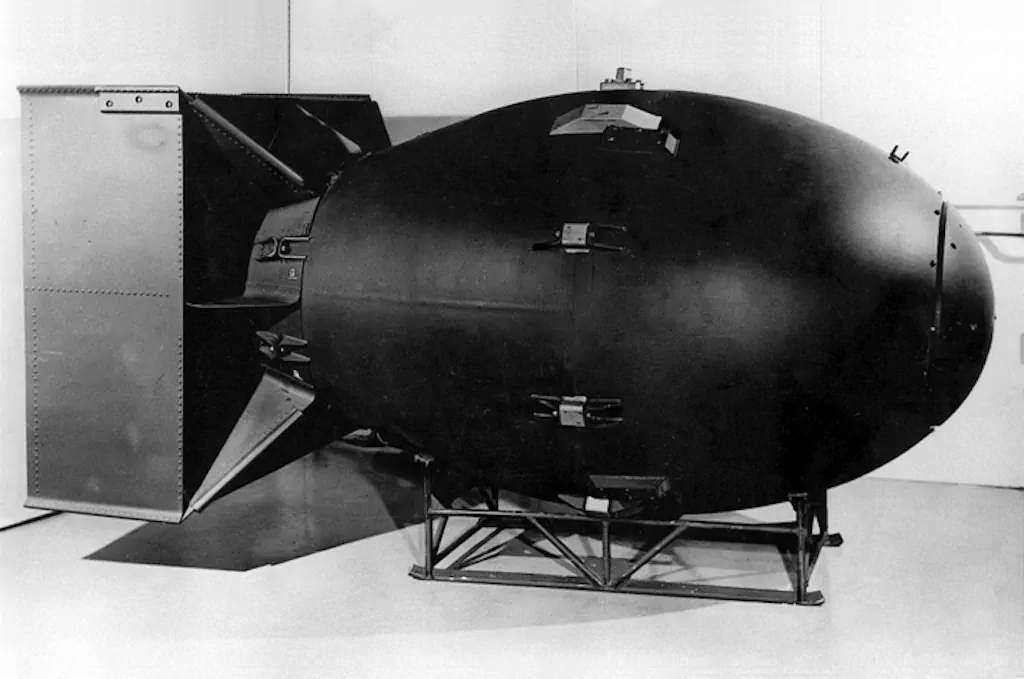 How atomic bomb works: the complete science behind nuclear weapons ...